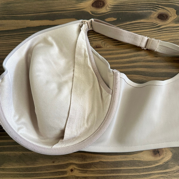 Women's Motherhood Beige Maternity Nursing Bra 40DDD / 40F Postpartum Intimates - Picture 7 of 8